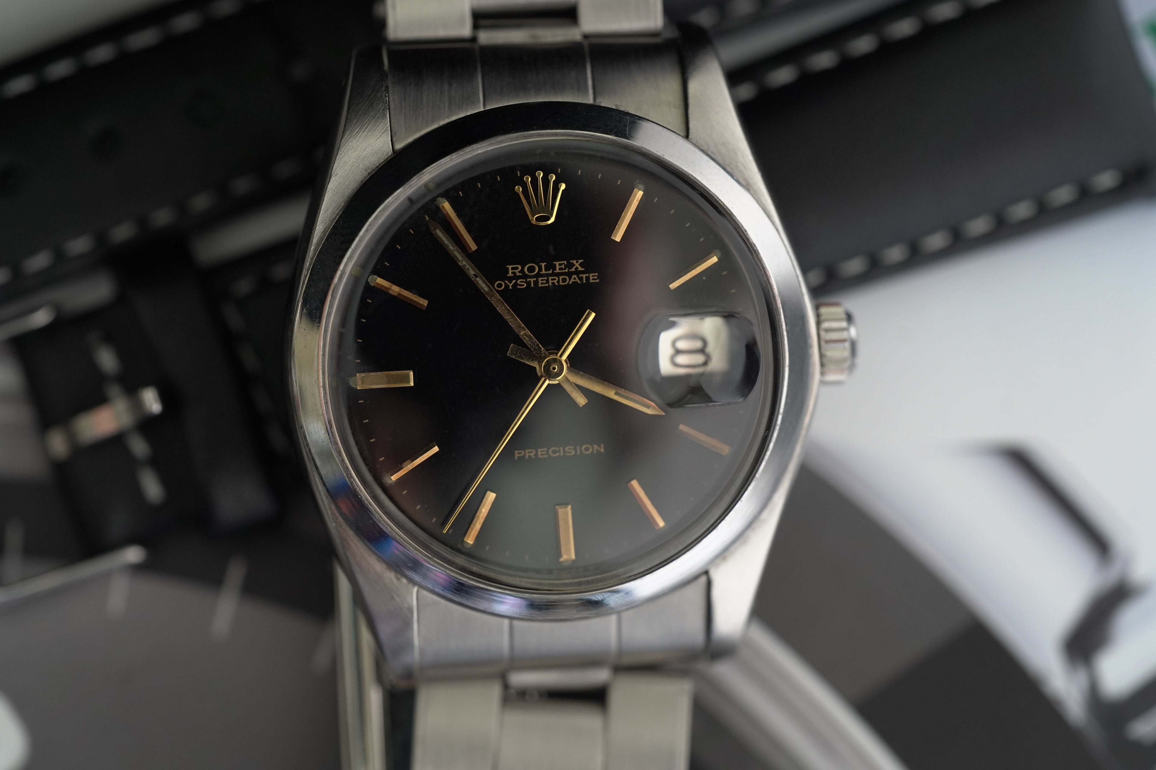 Rolex Oysterdate 34mm Black Dial Gold Gilt [Ref 6694]